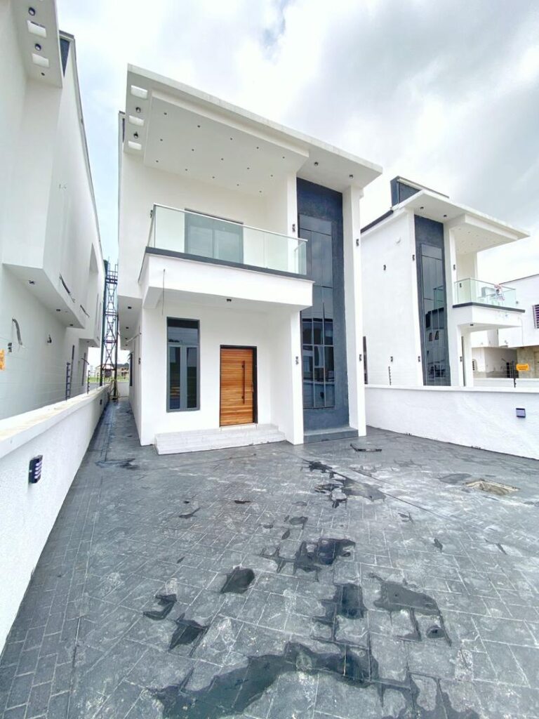 4 Bedroom Detached Duplex With Bq Ajah , Lekki, Lagos (2)