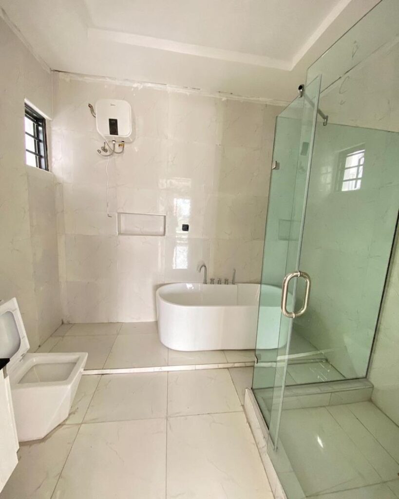 4 Bedroom Detached Duplex With Bq Ajah , Lekki, Lagos (9)