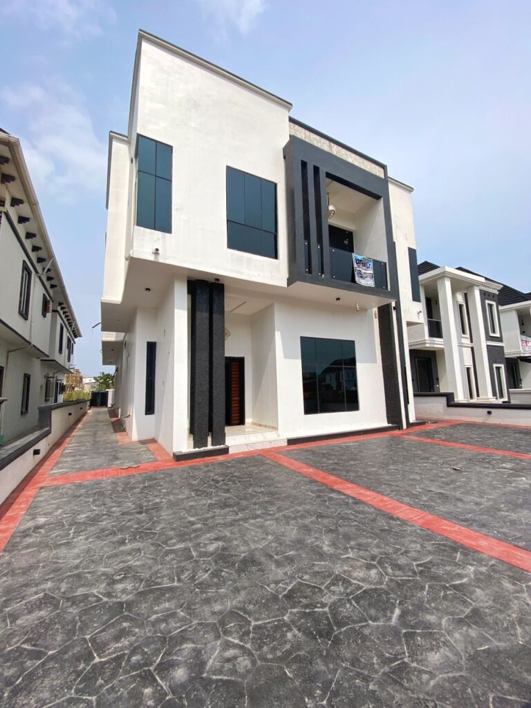 5 Bedroom Detached Duplex With BQ (5)