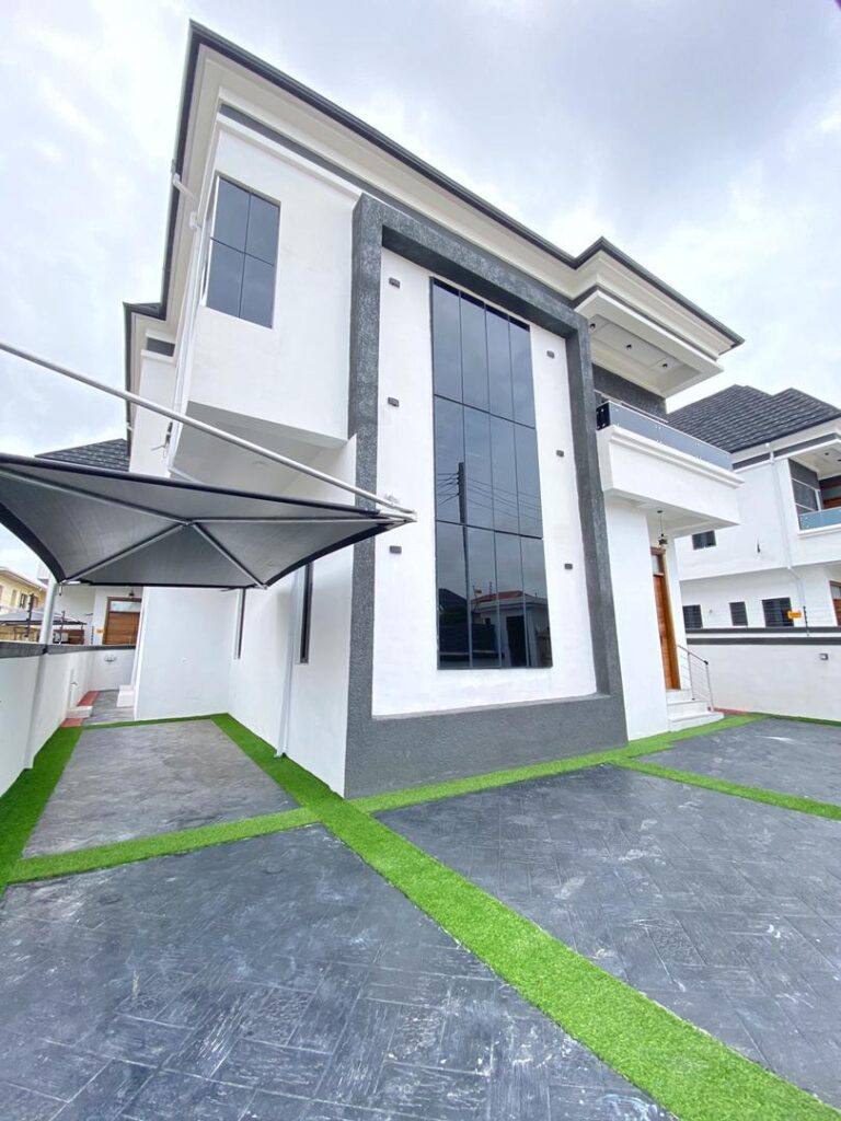 5 Bedroom Detached Duplex With BQ Ikota (1)