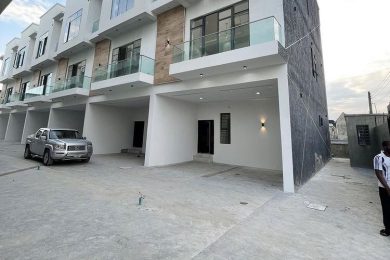 4 Bedroom Terrace Duplex with BQ Ajah, Lekki, Lagos. (8)